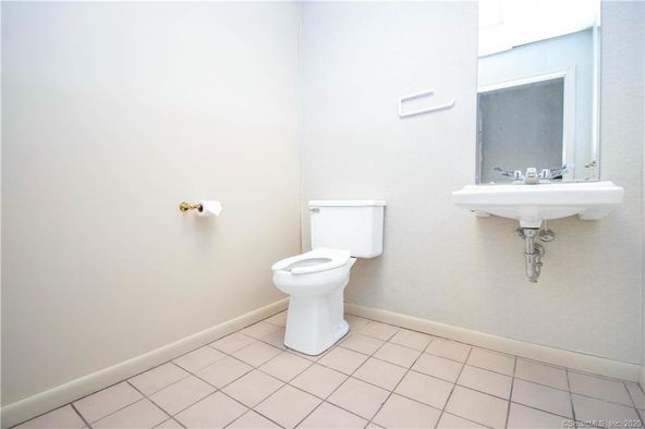 141 Hazard Ave, Enfield, CT 06082